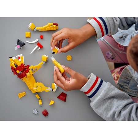 LEGO Creator 3w1 31112 Dziki Lew Struś i Guziec